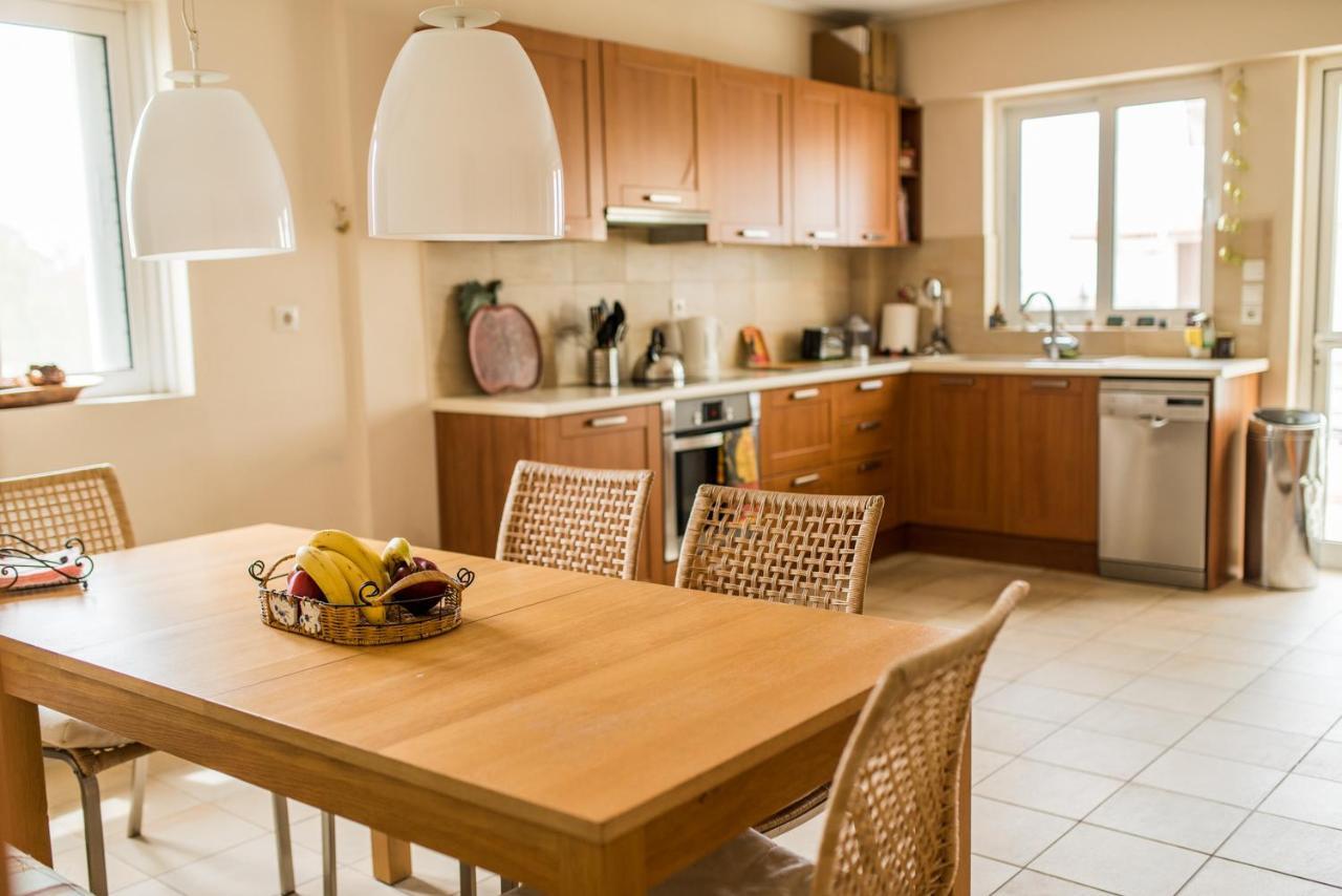 Family Getaway, Spacious And Luxurious, Sea View, Terrace, Next To Voula Beach, 20Min From Center Афіни Екстер'єр фото